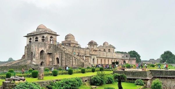 Explore the historic place Mandu