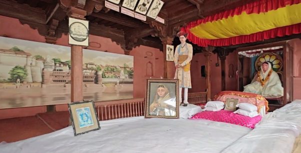 Maheshwar Rajwada heritage interior and Ahilya Bai Holkar
